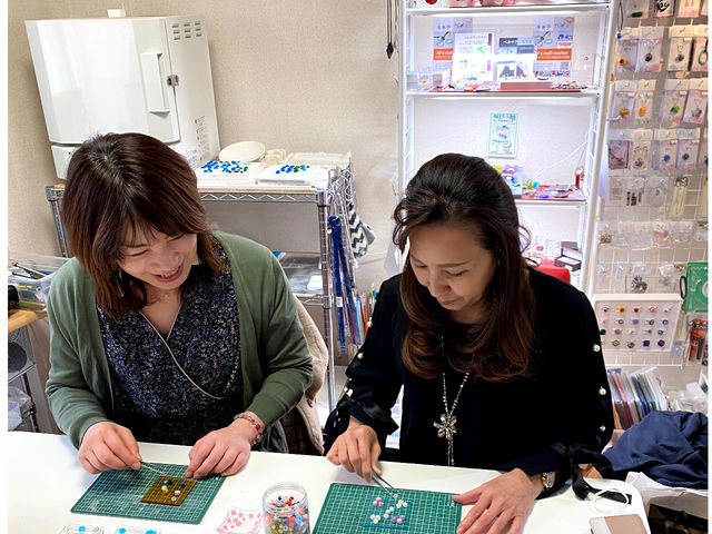 ���F�B���m�ł̑̌�_M's craft market