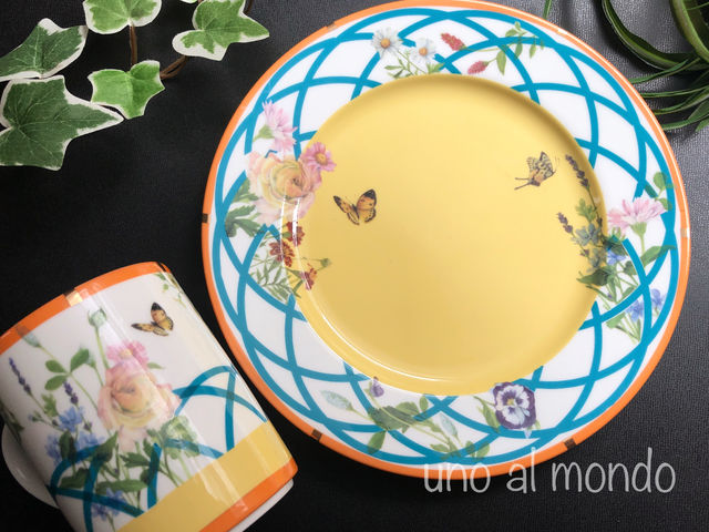 �A�g���G UNO AL MONDO