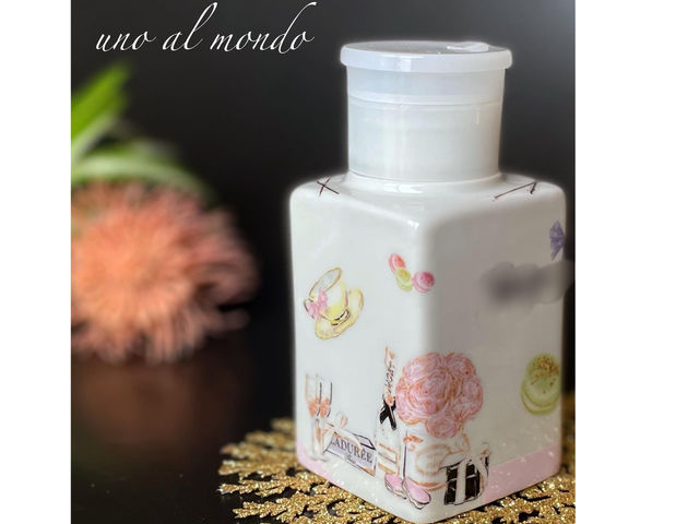 �̌����b�X���̐��k�l�̍�i�ł�_�A�g���G UNO AL MONDO