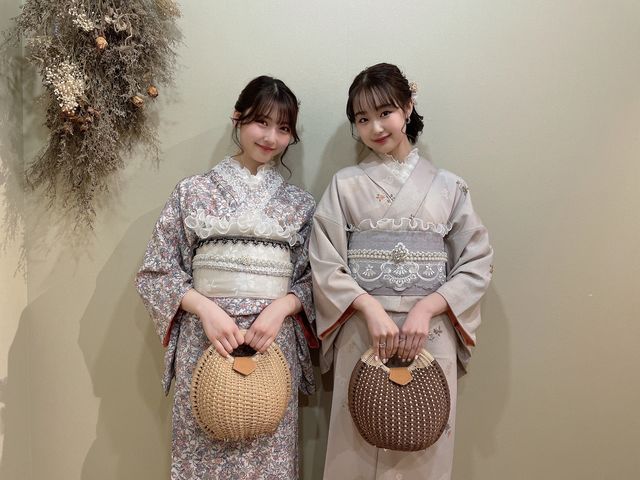 ���s���������^����������