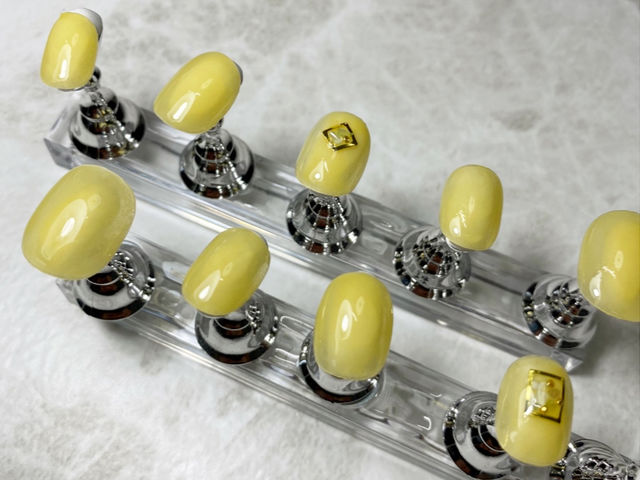 �`�b�v�X�^���h�ɂ��č�Ƃ��܂�_Hollynail healingsalon