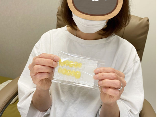 ���ċA���Ă��A�������A�肢�������̂��\�ł��B�䎆�ƔS���O�~�����t�����Ă���܂��B_Hollynail healingsalon