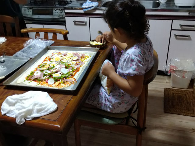 ���H�O�̃s�U���̌��B
�̌����́A�����B_���h �Ė؏���