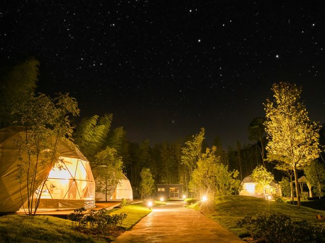 �O�����s���O�E�L�����v�EBBQ�E��������肪�y���߂镡���{�݂ł��B_BAMBOO RESORT MIHAMA �q