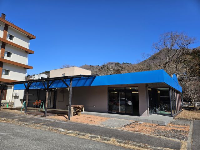 ��F�u���[�ƃo�[�`�u���E���̌������ڈ�B_��v���W�F�N�gTHE DAY