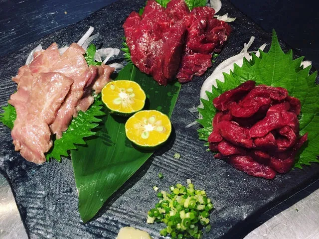 石垣島の島マグロの刺身盛り合わせ