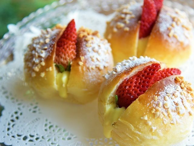 �������N���[��_�ЂƂݐH��