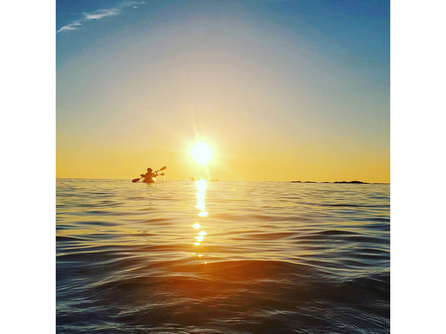 �m���A�E�g�h�A�K�C�h�Z���^�[