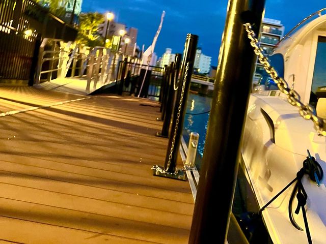 �X�J�C�c���[�̂����߂��̎V���ɒ��݂��ăV�F�C�N�c���[�_�C�i�[����ł��H����_�A�b�v�^�C�h�N���[�Y