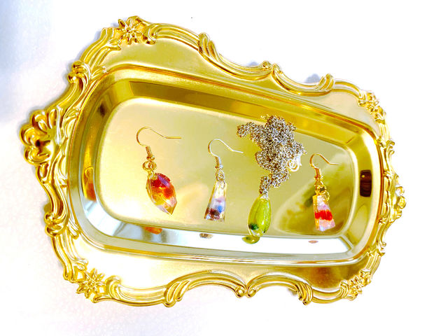 ���T�����h���[�Y