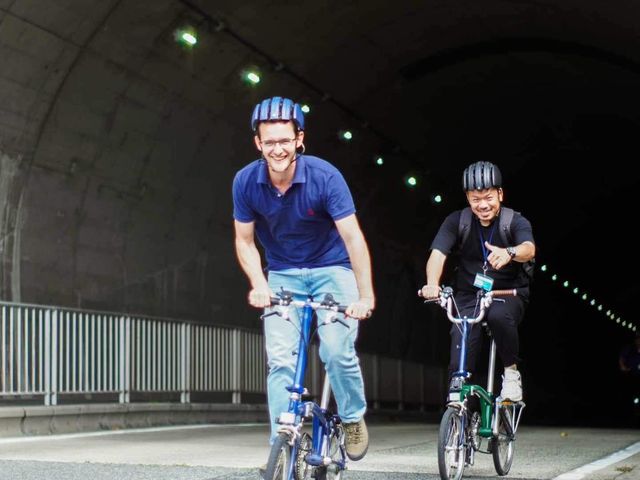 Local Treasures(���[�J���g���W���[�Y)