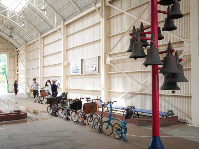 Local Treasures(���[�J���g���W���[�Y)