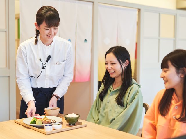 �����`���f�B�i�[���J�t�F���X�g�����Ŋ����I���ړ��Ȃ����߂������������܂�_���ӂ�Cafe yusa