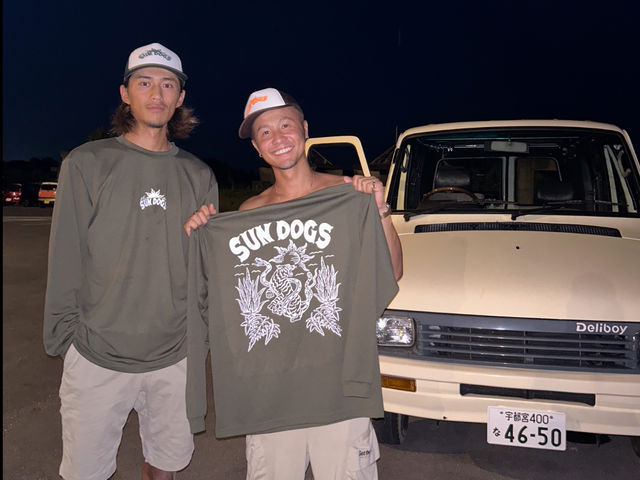 �u�����C�t�Z�[�o�[�⌳���q�����̗����K�C�h�����ē��B�O������ό������C�y�ɕ����܂��v
_SUNDOGS