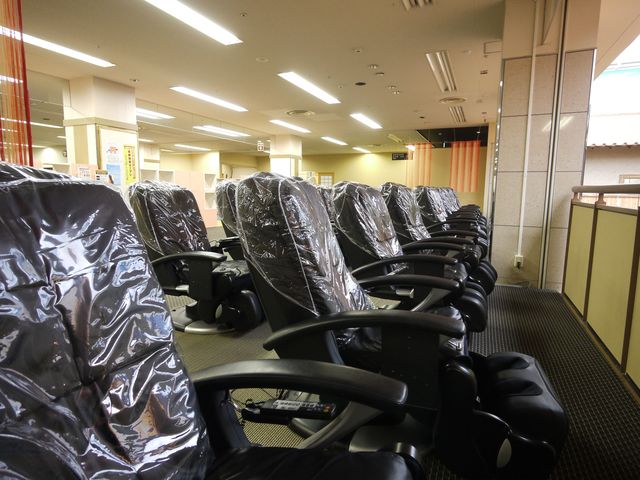 �����̃}�b�T�[�W�`�F�A�ł������Ƃł��܂���
1�x�̎g�p��15���قǂ����X�X���I_�x�ԉ��� �Ԃ̓�