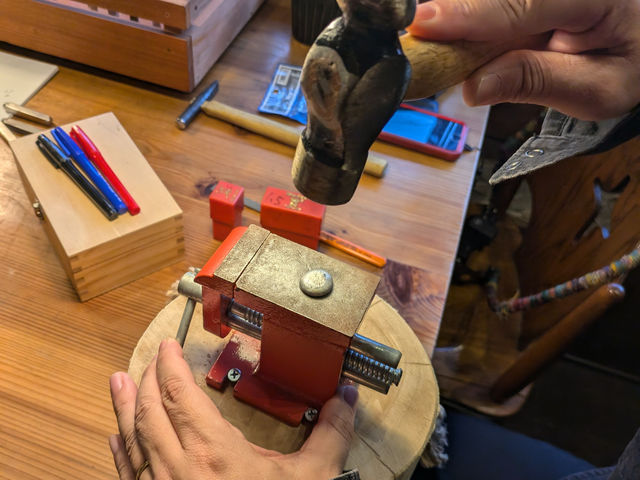 ����̌��̗l�q_Alsomitra Jewelrycraft and Cafe