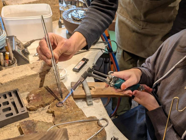 ����̌��̗l�q_Alsomitra Jewelrycraft and Cafe