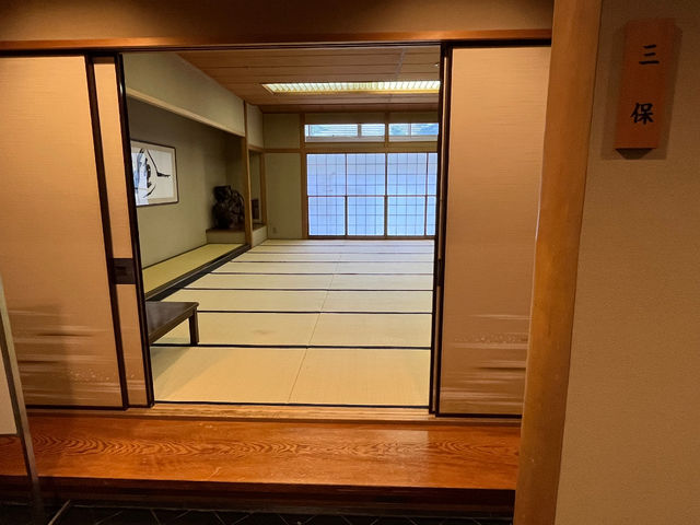 ���͐��̋����̉��A�a����
3���A�a���͂���܂��B
�Ŕ̂��邨�����ւǂ�����_���͐��̋����y�É��E����������فz