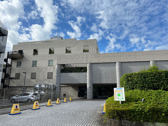 ����������ق̒n�����ԏ��40��قǂ���܂��B�����̓�������~�n���ɓ���A�����E�肩��n���ւǂ����B_���͐��̋����y�É��E����������فz