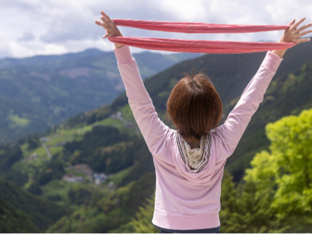 HOLLY TIME�ł͑��ɂ����̂悤�ȑ̌����s���Ă���܂���_���͐��̋����y�É��E����������فz