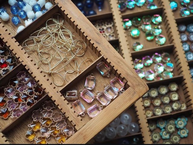 �k���G��&�J�t�F AMBER