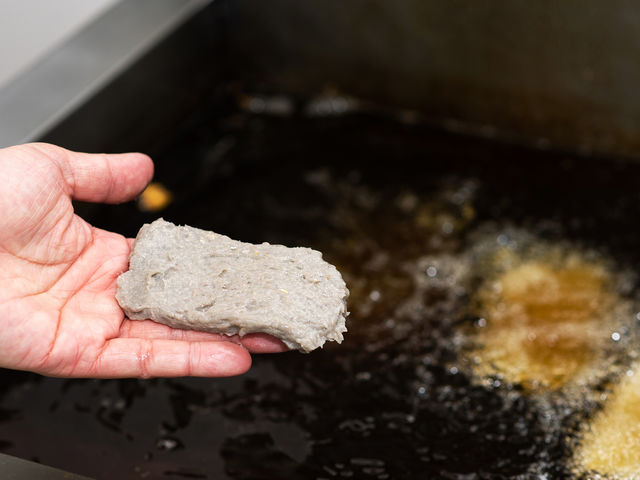 �g����̂̓X�^�b�t���s���܂�_�������g �{�ЁE�H��