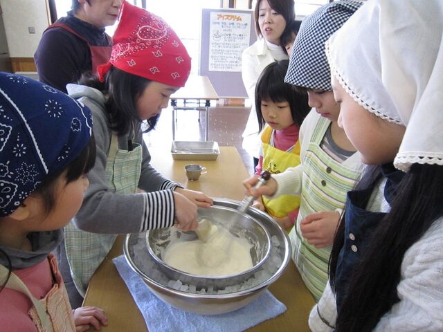 �~���N�H�[���z�O�@�Z�C�t�����̎��v��