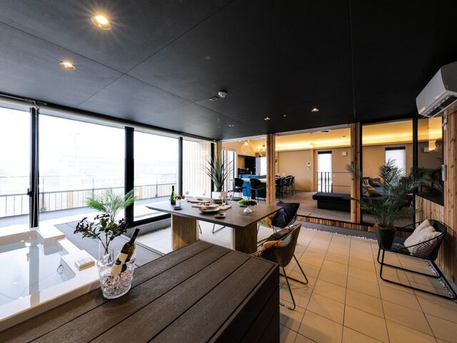 VILLA VOIX�i���B���E���H���j