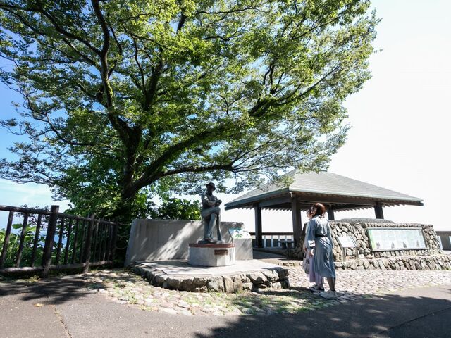 100�N�O�̃g���l����������I�e�s�m�����K�g���l��