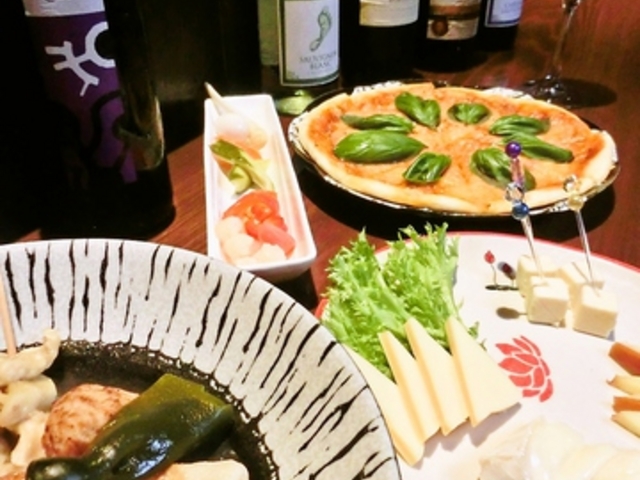 CAFE&BAR LOTUS̎ʐ^1