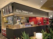 REAL DINING CAFE RX̎ʐ^1