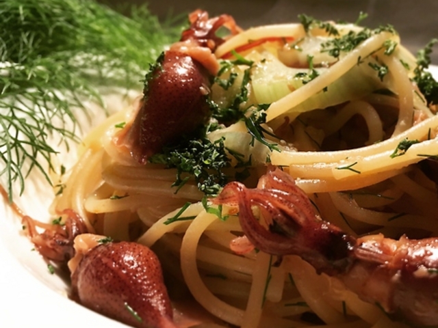 Bisteria Gufo rXeA O[tH̎ʐ^1