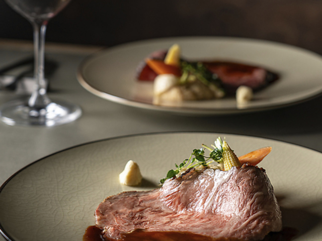 Cz[O}[ WINEHALL GLAMOUR  MEAT&WINE̎ʐ^1