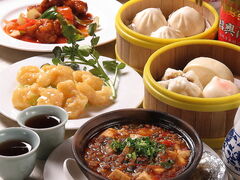 香港厨房 香港海鮮料理 アルプラザ高槻店の写真1