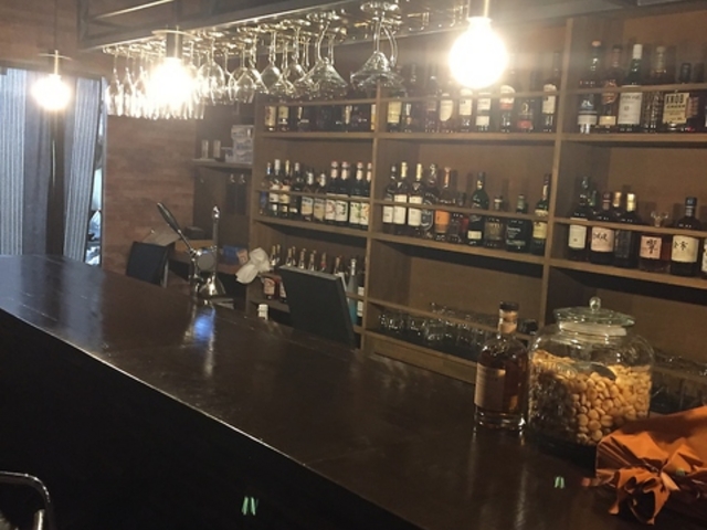 BAR DOMOOR �h���[���̎ʐ^1