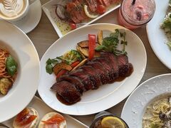 �f�B�X�C�Y�J�t�F This Is Cafe �܈�X�̎ʐ^1