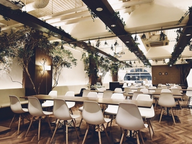 �i�`�������J�t�F&���X�g���� �{�i�g���[�`�F Bona trice �_�ˎO�{�̎ʐ^1