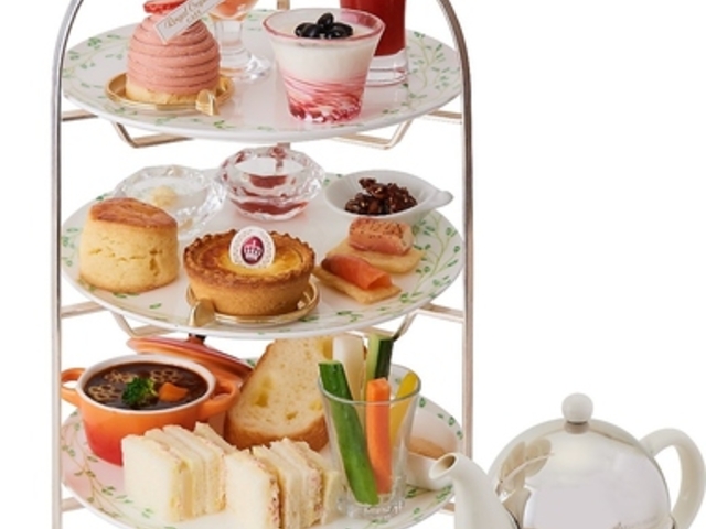 ���C�����N���X�^���J�t�F ���R���u�X�̎ʐ^1