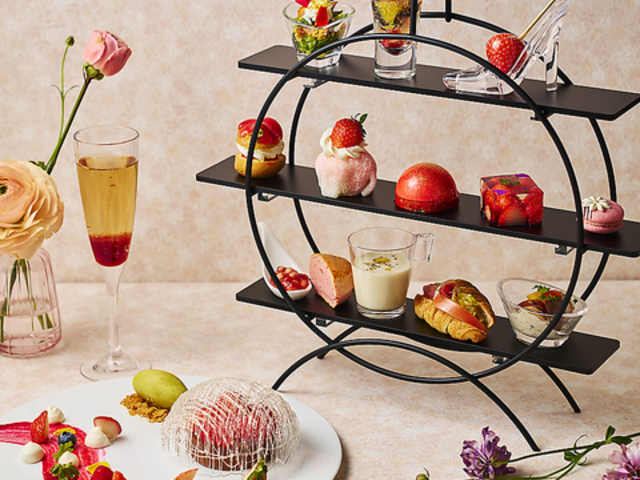 SARAS CAFE&BRASSERIE �T���X �J�t�F �A���h �u���b�X���[�̎ʐ^1