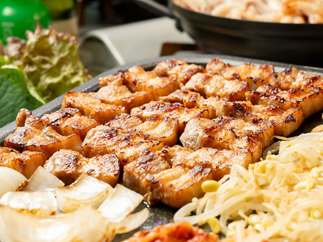 �؍����� �z���f�|�`�� ���l�����X�̎ʐ^1