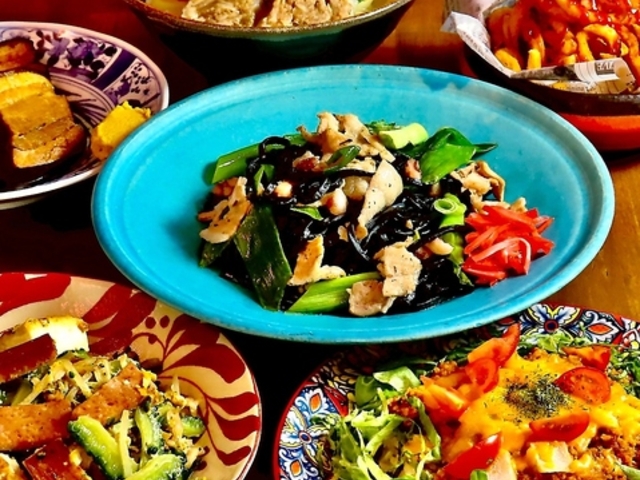 ������DE �͂Ȃ͂� ����Ƙa�H �V���̎ʐ^1