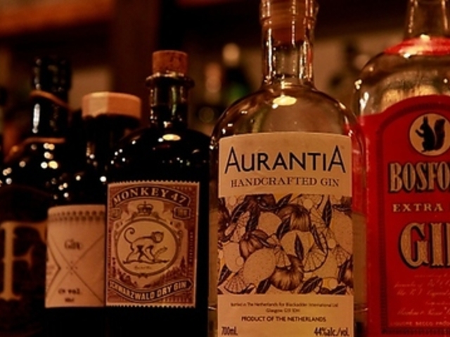 BAR CIELO o[`F̎ʐ^1