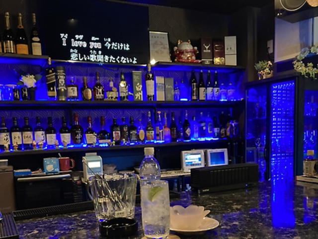KARAOKE BAR KASUMI JIPo[ JX~̎ʐ^1