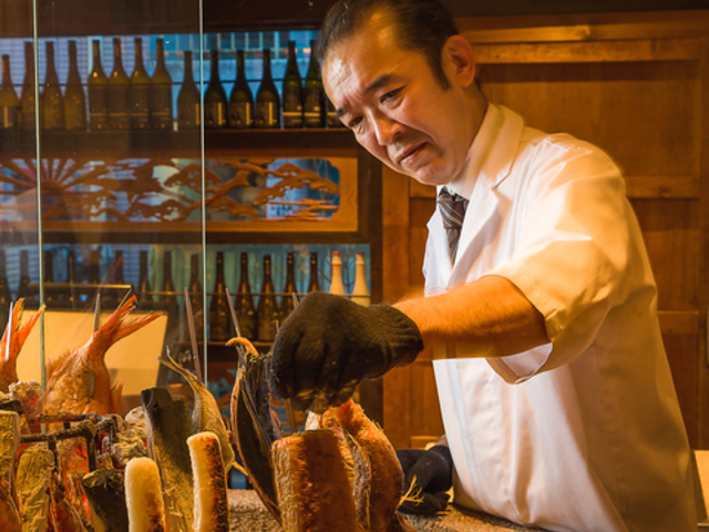 �F�[�Ƃ��ł� �ʓ@ ��ΒY���̎ʐ^1