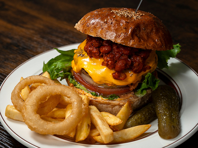 CAFE & DINER WAGER̎ʐ^1