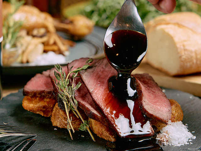 BISTRO��CAFE Bonheur �r�X�g���A���h�J�t�F�{�k�[���̎ʐ^1