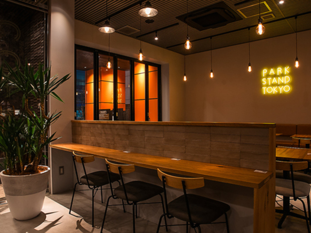 PARK STAND TOKYO �p�[�N �X�^���h �g�E�L���E �������̎ʐ^1