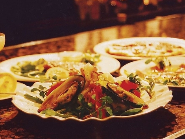 Lounge Bar Cuzila NW Â̎ʐ^1