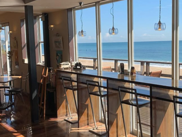 Dining Bar RAGTIME O^C̎ʐ^1