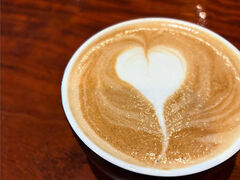 鮪丼とお酒のお店SMOKYの写真1